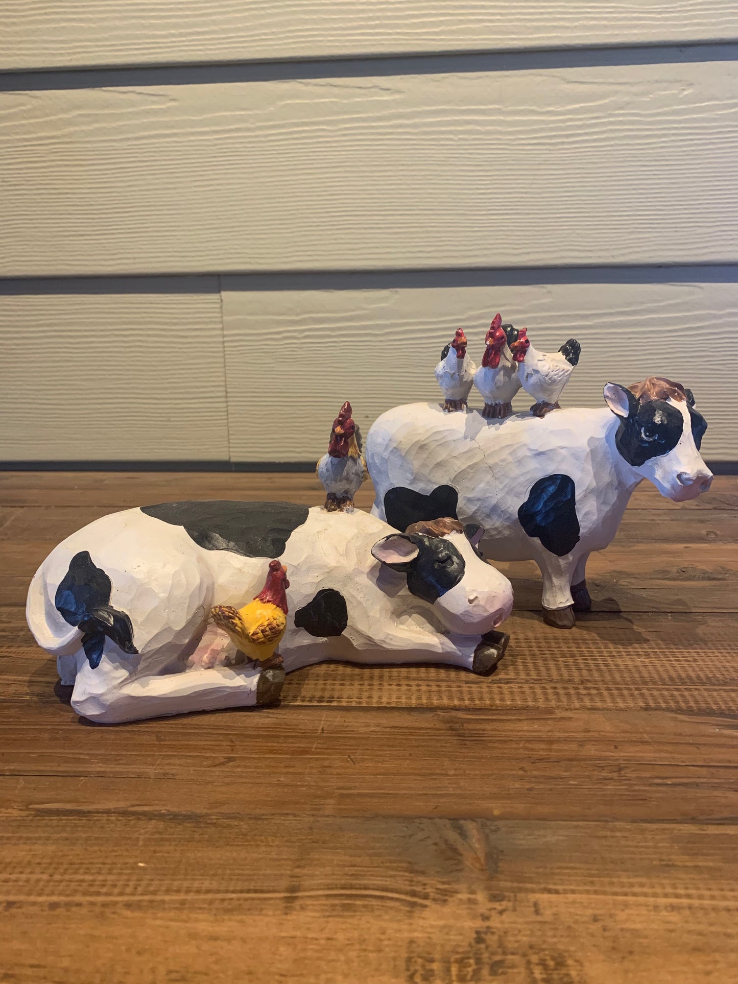 Cow & Chicken Décor